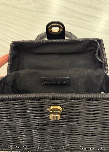 Zara Zincir Detaylı Siyah Örgü Kadın Çanta - Görsel 4