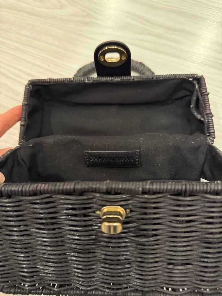 Zara Zincir Detaylı Siyah Örgü Kadın Çanta - Görsel 4