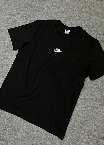 Nike Sportswear Tshirt 