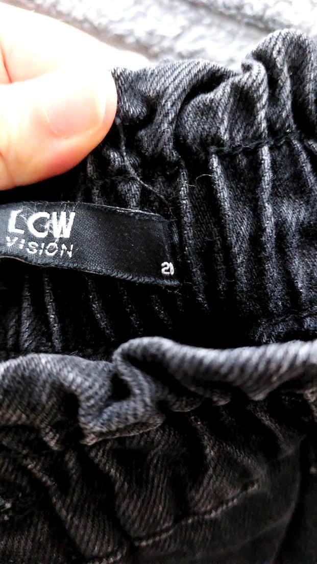 Lcw Kadın Siyah Bol Kesim Midi Kot Pantolon - Görsel 3