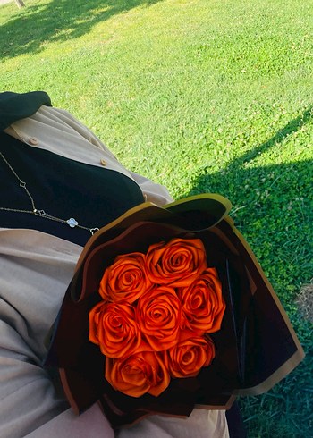 Turuncu Fiyonk Detaylı Çiçek Buketi - Görsel 4