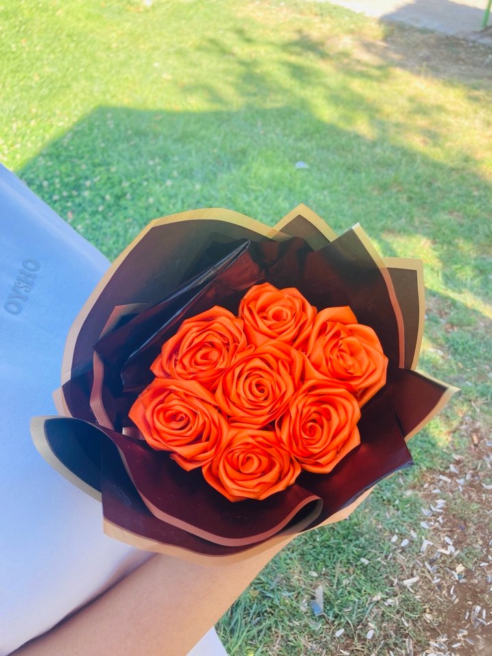 Turuncu Fiyonk Detaylı Çiçek Buketi - Görsel 2