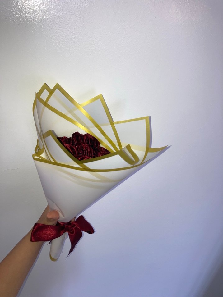 Bordo Saten Gül Buketi - Görsel 3