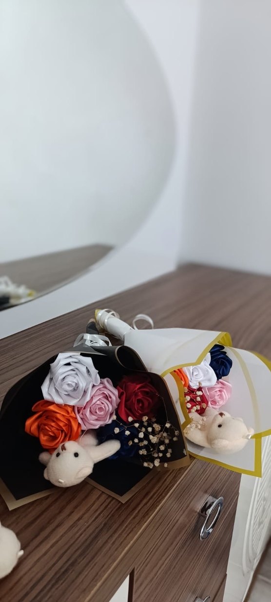 Bohem Tarzda Renkli Yapay Gül Buketi - Görsel 3