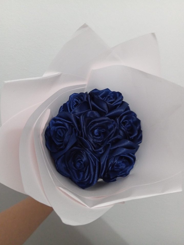 Koyu Mavi Saten Gül Buketi - Görsel 4