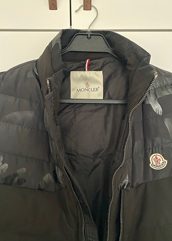 Moncler Siyah Kamuflaj Desenli Erkek Spor Yelek - Görsel 2