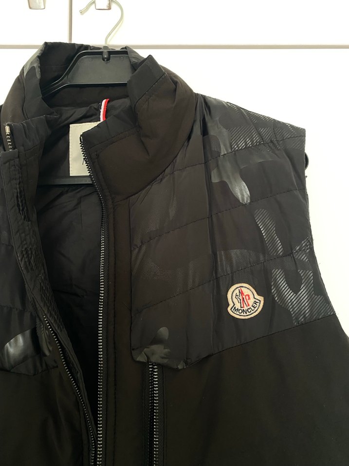 Moncler Siyah Kamuflaj Desenli Erkek Spor Yelek - Görsel 4