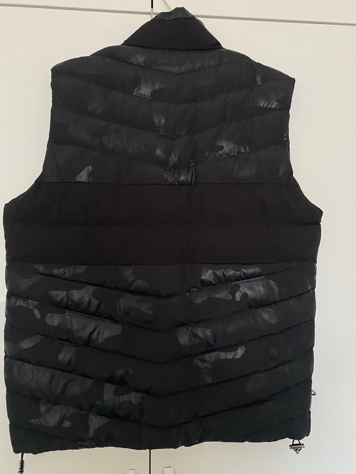 Moncler Siyah Kamuflaj Desenli Erkek Spor Yelek - Görsel 5