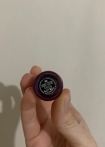 Parlak Kırmızı Ruj Parlatıcısı - Görsel 3