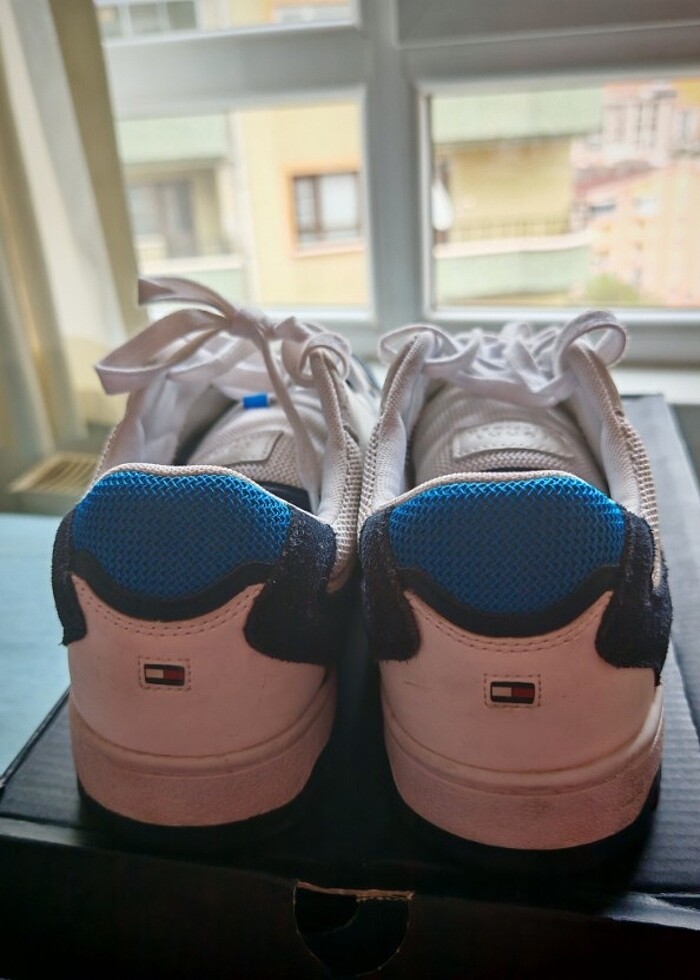 Tommy hilfiger mavi beyaz ayakkabı - Görsel 2