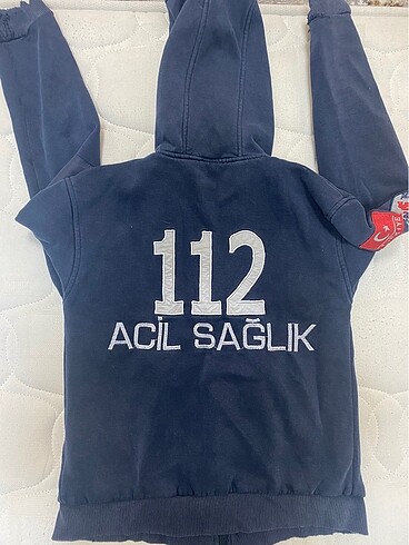 s Beden 112 hırka