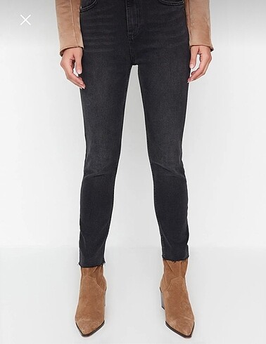Trendyolmilla Slim Fit Jeans