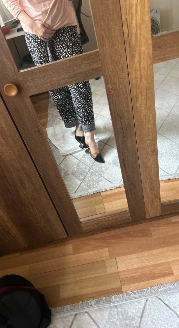 Şeffaf Detaylı Siyah Stiletto - Görsel 2