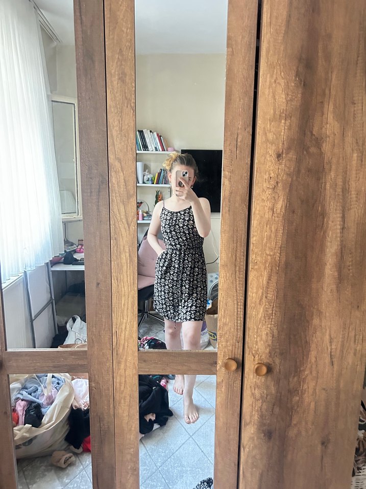 Siyah Bağlamalı İp Askılı Midi Elbise - Görsel 4