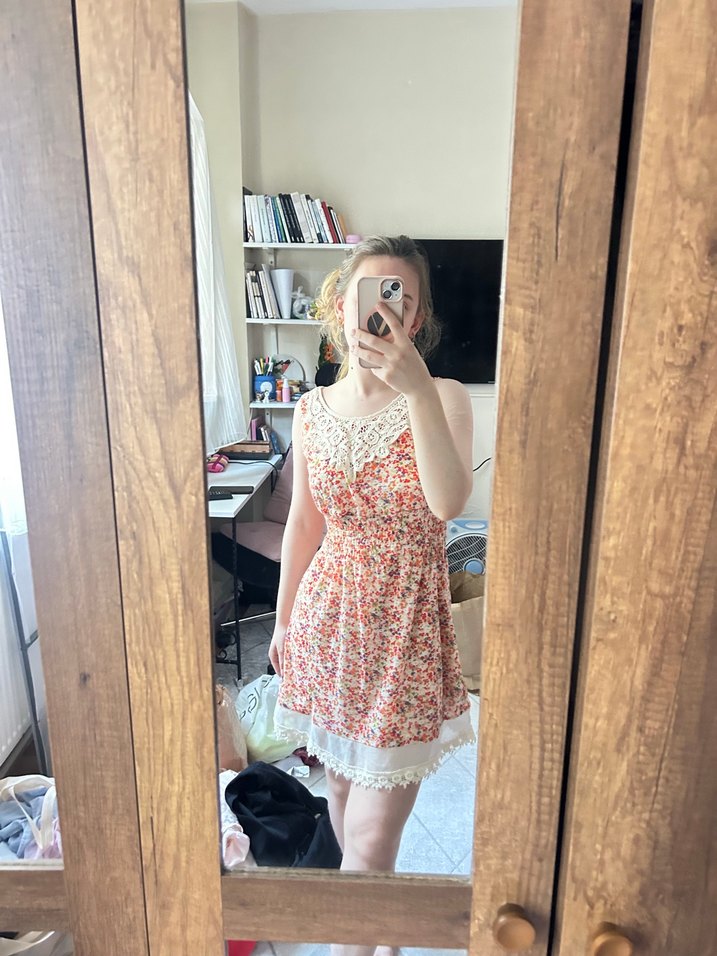 Dantel Detaylı Pembe Midi Kadın Elbise - Görsel 4