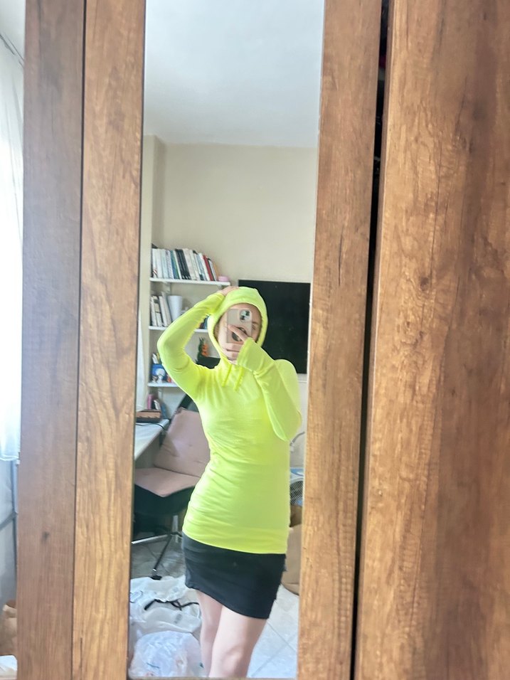 Sarı Dar Kesim Midi Boy Spor Elbise - Görsel 2