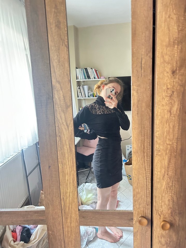 Siyah Dantel Detaylı Süet Midi Elbise - Görsel 5