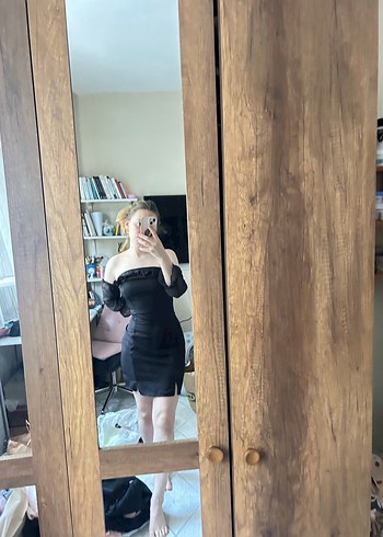 Siyah Transparan Kollu Straplez Midi Elbise - Görsel 3