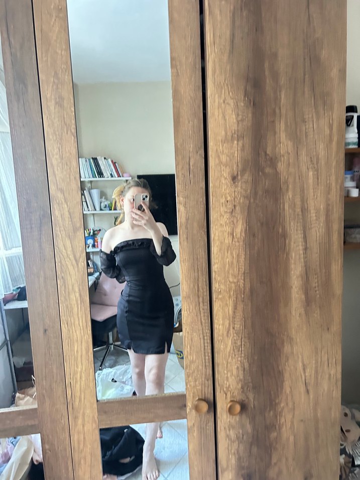 Siyah Transparan Kollu Straplez Midi Elbise - Görsel 3