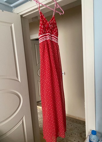 Askılı astarlı etiketli yeni uzun elbise - Görsel 2