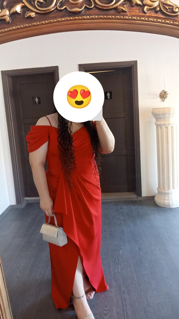 Kırmızı Drapeli Uzun Abiye Elbise - Görsel 3