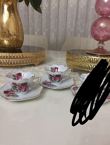 Minyatür antika kahve fincanı