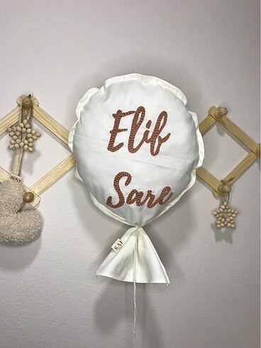 İsme özel dekoratif balon yastık
