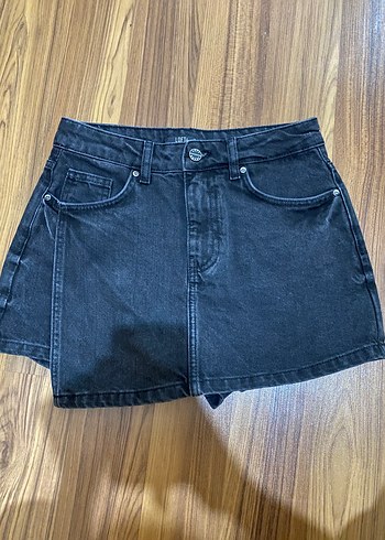 Kadın Siyah Midi Denim Şort