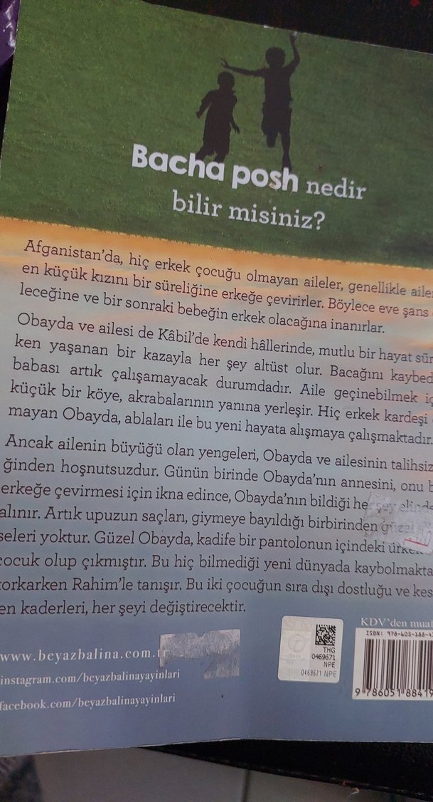 Kadife Pantolonlu Çocuk - Nadia Hashimi - Görsel 2