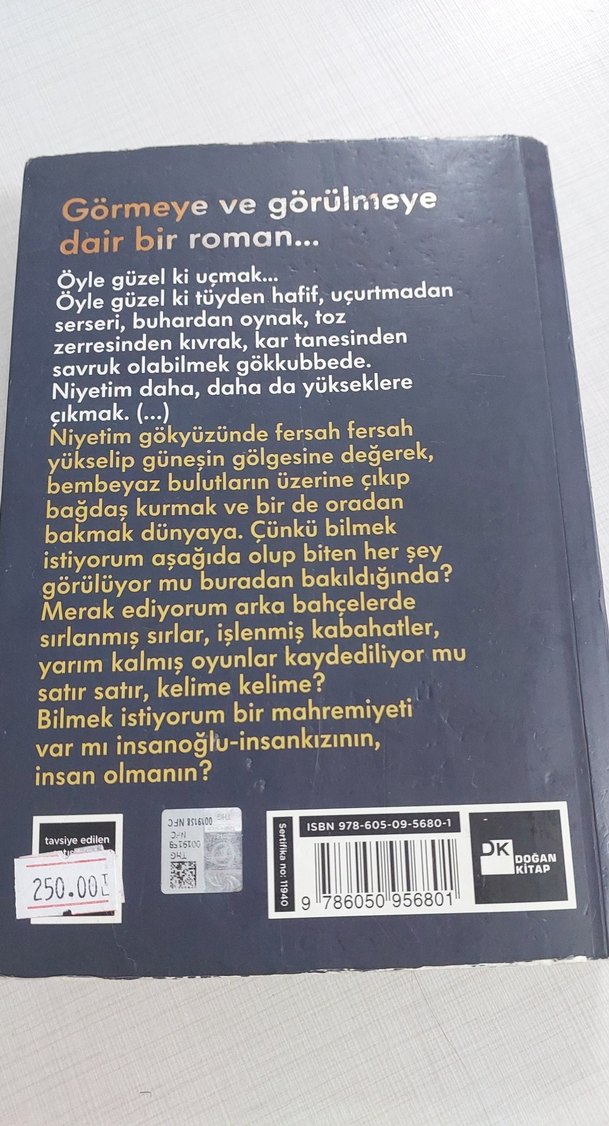 Mahrem - Elif Şafak Romanı - Görsel 2