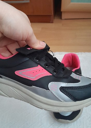 Kız Çocuk Pembe Renkli Spor Ayakkabı - Görsel 5