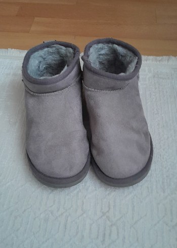 gri çocuk ugg - Görsel 2