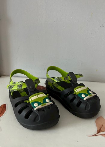 Koyu Yeşil Erkek Çocuk Terlik