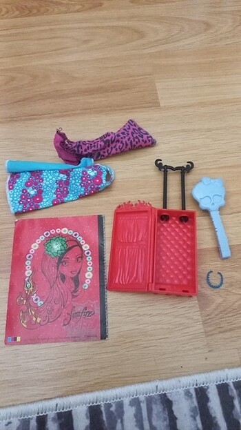 monster high bebek aksesuar esya parca