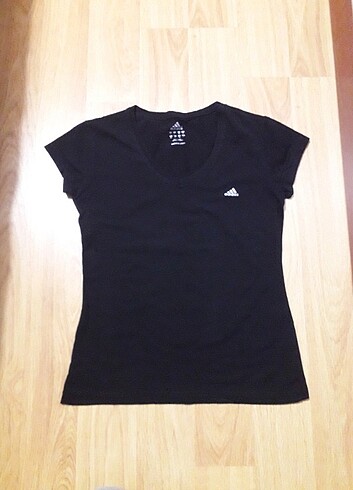 adidas tisort 