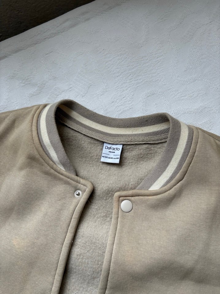 Bej Düğmeli Rahat Erkek Kolej Ceket - Görsel 3