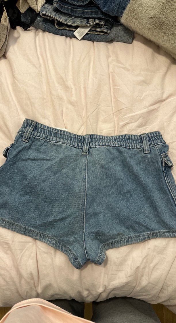 Açık Mavi Denim Şort H&M y2k tarzında Mini şort — görsel 3/4