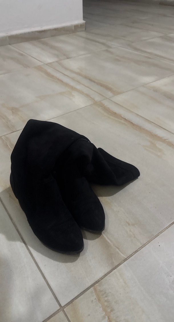 Siyah Tokalı Dizüstü İnce Topuklu Bot - Görsel 5