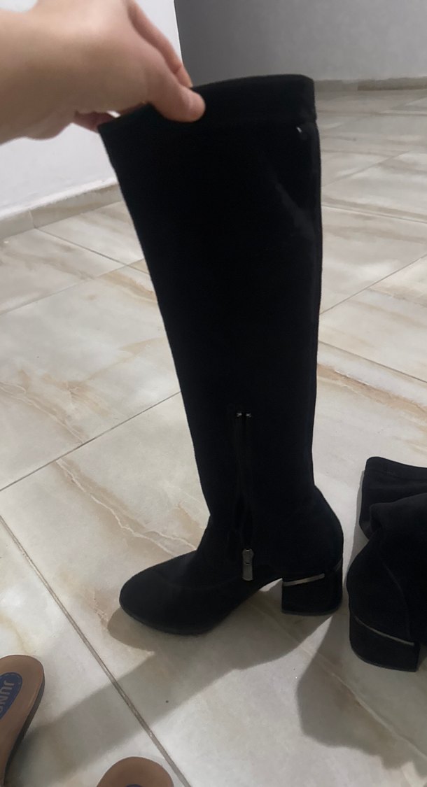 Siyah Tokalı Dizüstü İnce Topuklu Bot - Görsel 4