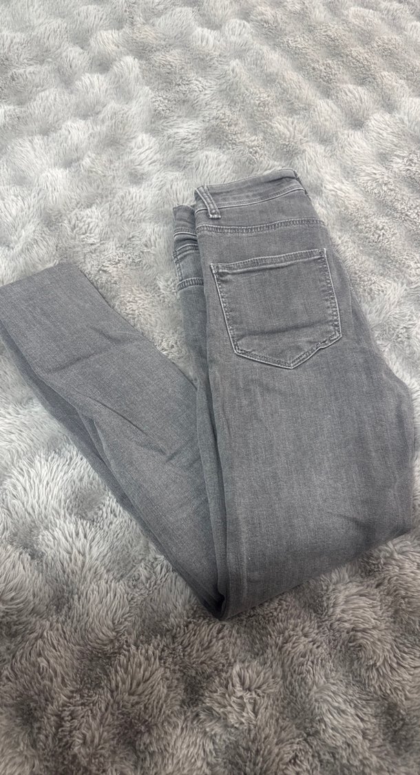 Gri Rahat Kesim Kadın Kot Pantolon - Görsel 2