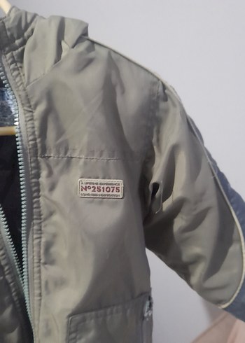 Gri Fermuarlı Erkek Çocuk Mont - Görsel 3