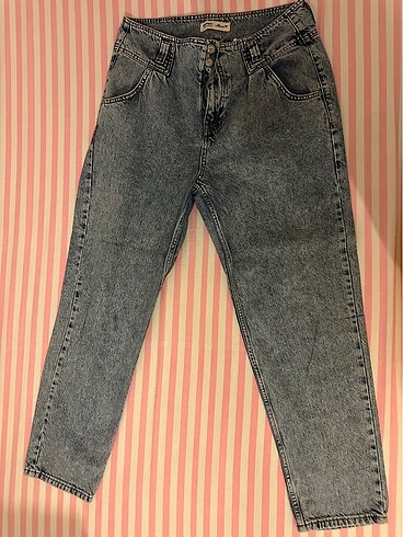 Jean pantolon mom