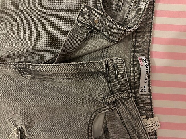 31 Beden gri Renk Jean pantolon