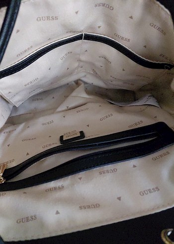 Guess Siyah Deri Kadın Sırt Çantası - Görsel 3