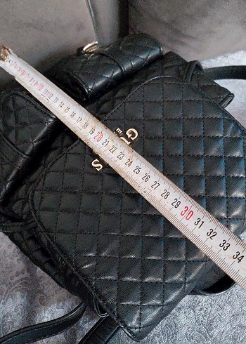 Guess Siyah Deri Kadın Sırt Çantası - Görsel 5