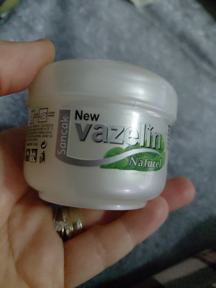 New Vazelin Doğal Nemlendirici - Görsel 3
