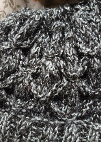 Gri El Örgüsü Kadın Bere - Görsel 4