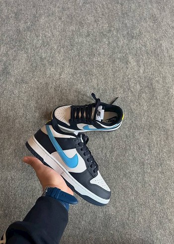 Nike Mavi Bağcıklı Spor Ayakkabı