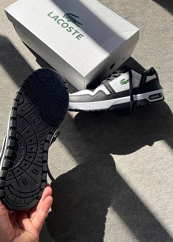 40 Beden Lacoste Erkek Siyah Beyaz Bağcıklı Spor Ayakkabı