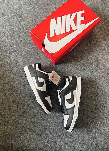 39 Beden siyah Renk Nike Dunk İthal kalite Qr Kod Etiketli Barkodlu Numara- 36 37 3